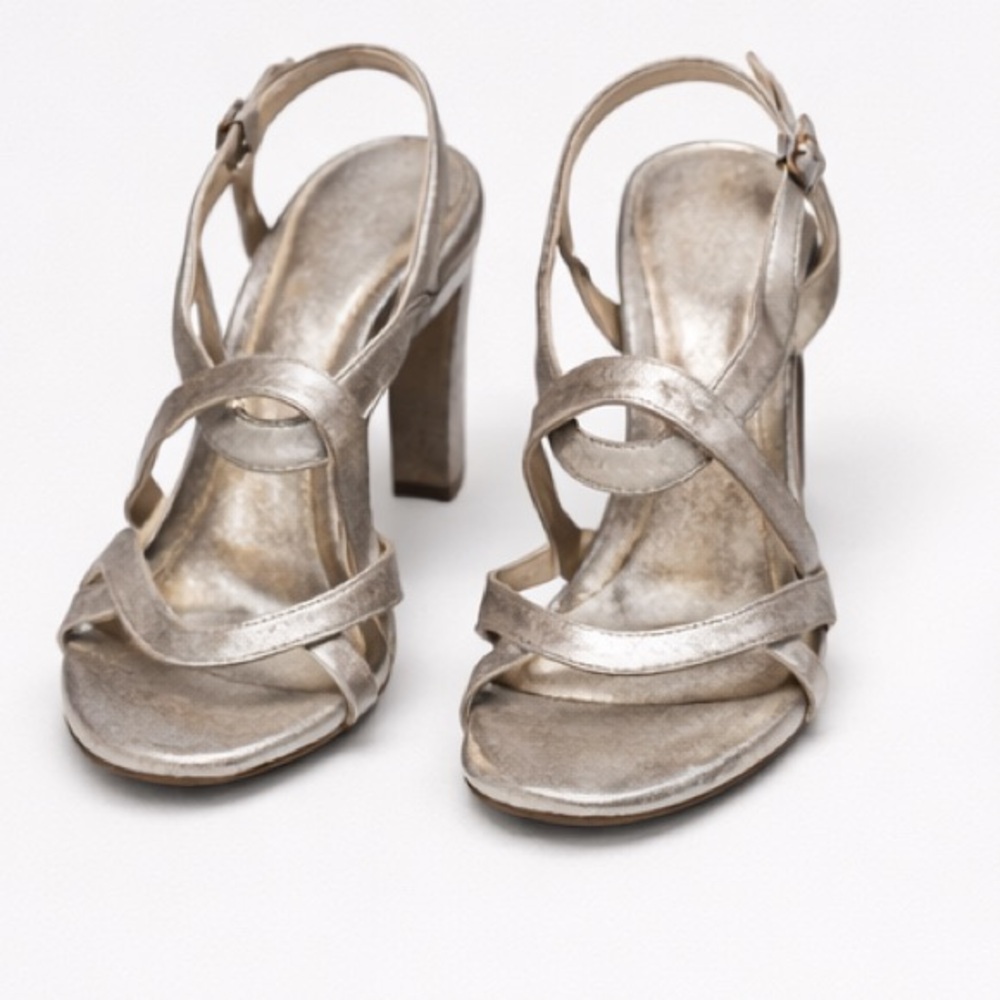 Sergio Rossi Metallic Silver Leather Sandals | Size 8 - Picture 3 of 10